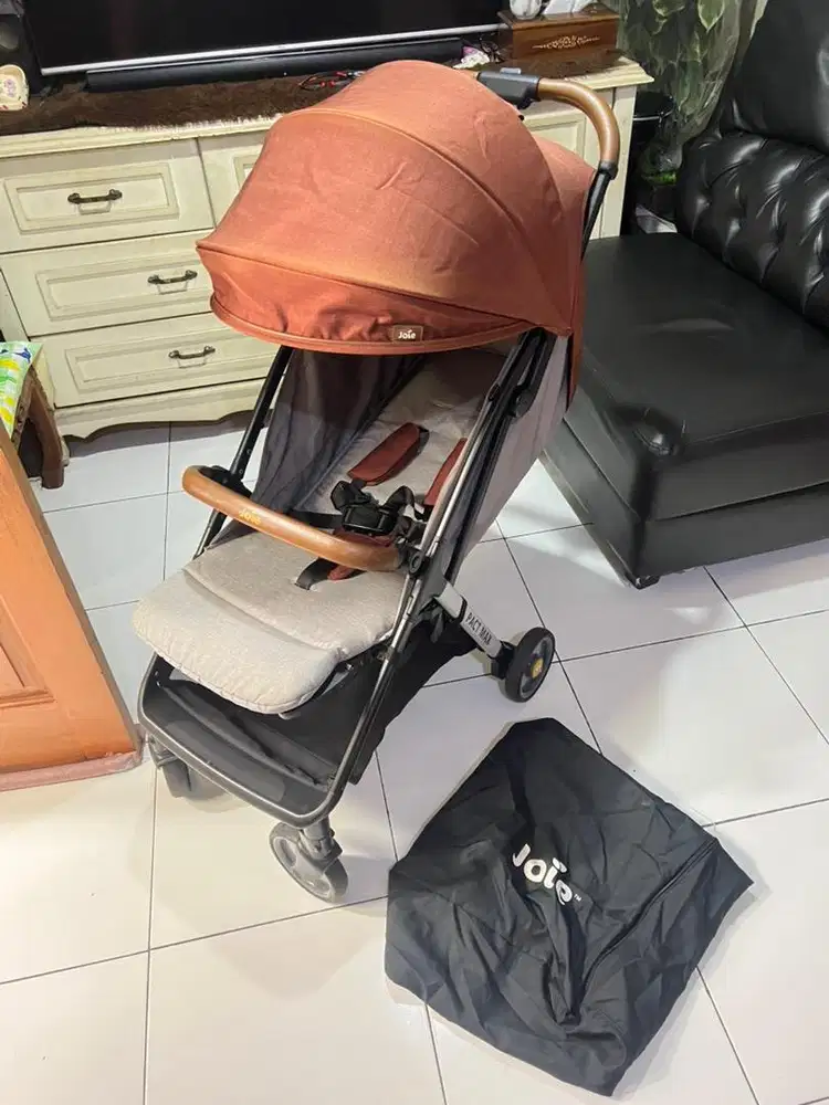 Joie pact max stroller