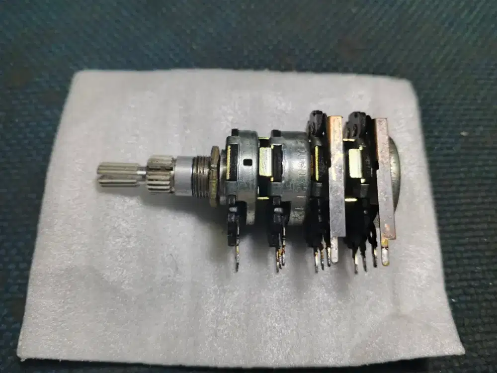 Sansui AU 7900 potensio 250k original