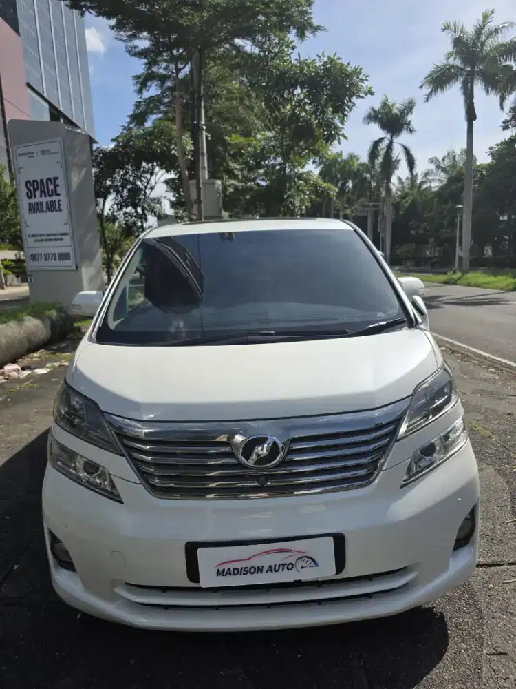 TOYOTA VELLFIRE 2.4 V AT 2011 PREMIUM SOUND