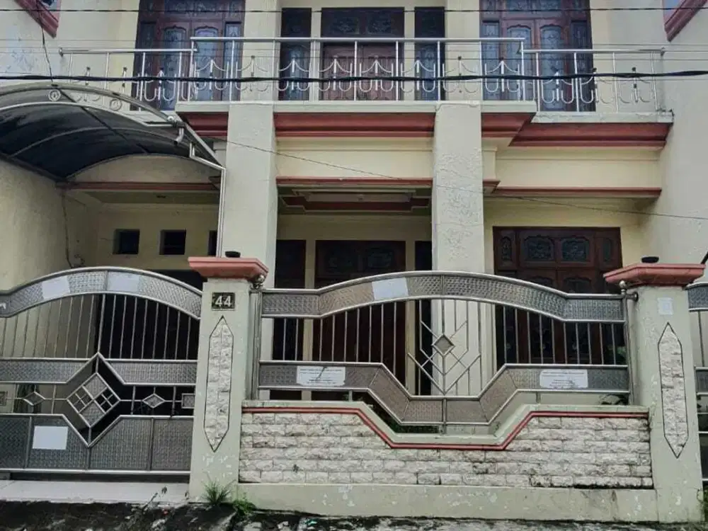 Dijual Rumah Murah Dua Lantai di Manukan Lor VI Surabaya