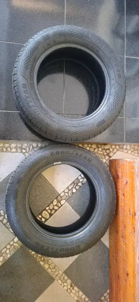 Ban mobil ring 15 195/65 2bj lok madiun kota mash tebal