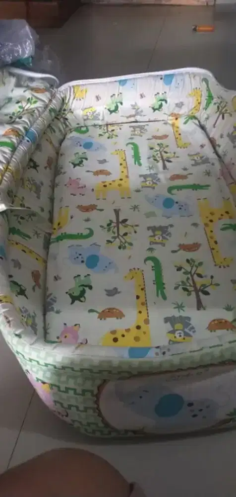 Box bayi baru lahir