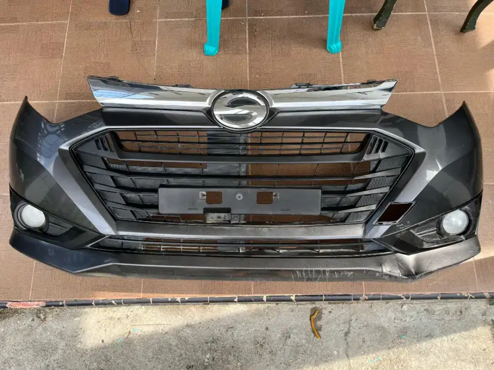 Bumper Bekas Sigra R 2017