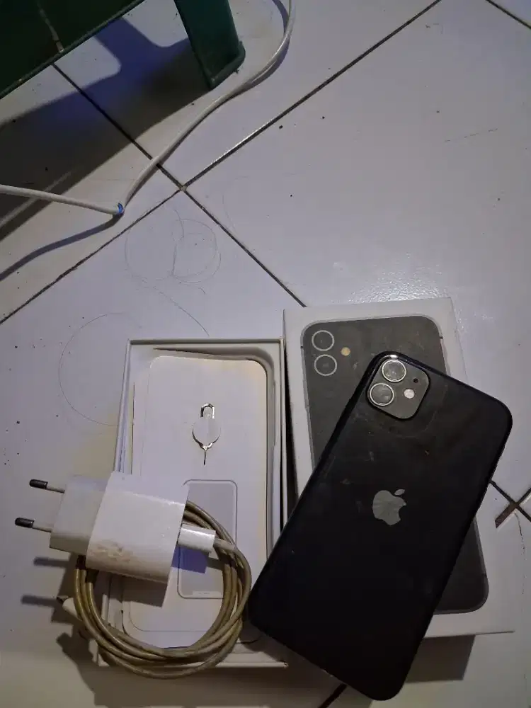 Jual hp iphone 11 inter 64gb allopp