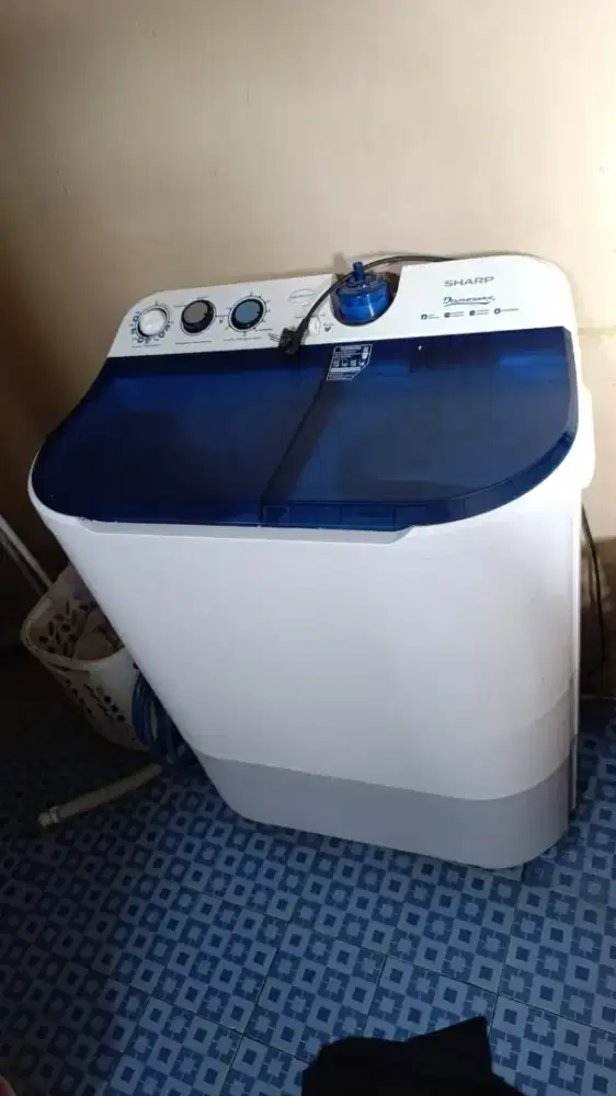 Kulkas mesin cuci rumah kantor