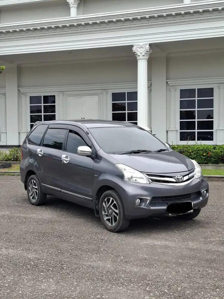 [KM84RB] TOYOTA AVANZA 1.3 G M/T 2012