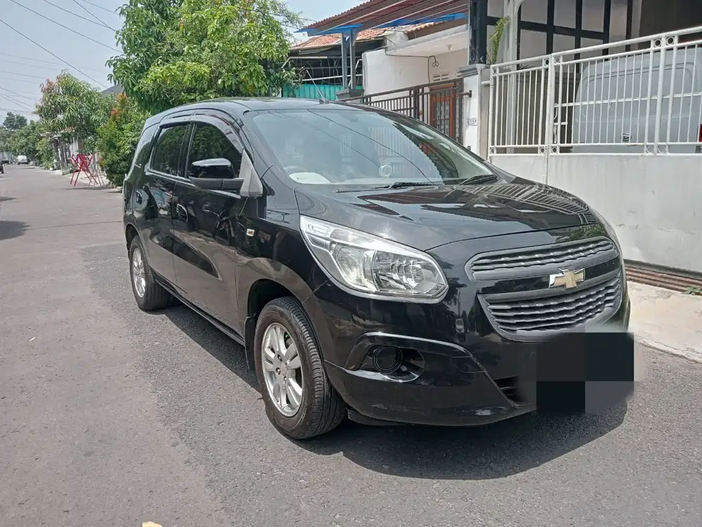 Chevrolet Spin LS 2013 Bensin LOW KM