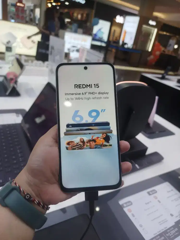 Resmi 15 8/256 batrai tahan 2hari