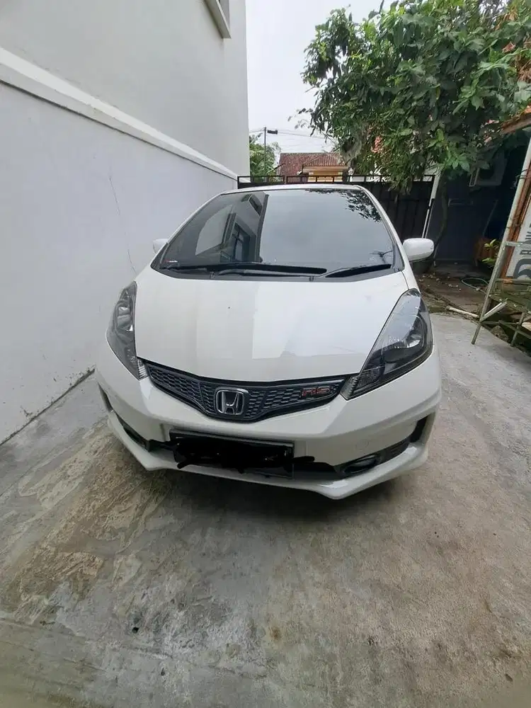Jual Honda Jazz RS M/T 2014
