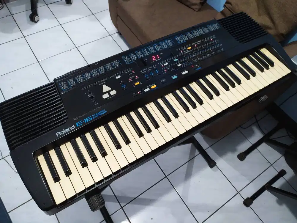 Keyboard Roland E16 Mulus