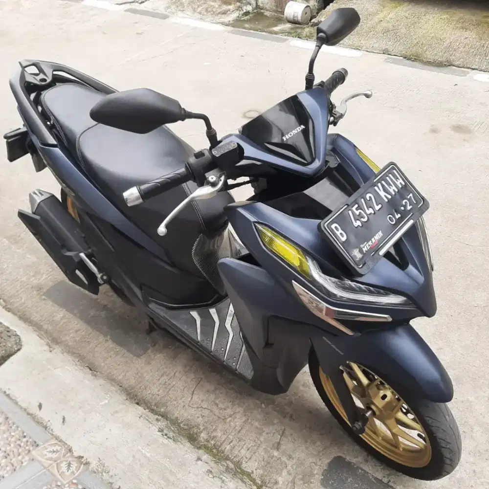 Honda Vario LED New 125 2022 ss lengkap mesin bagus pajak hidup KM 30