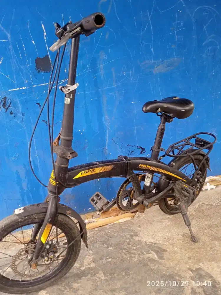 speda lipat 16 warna hitam