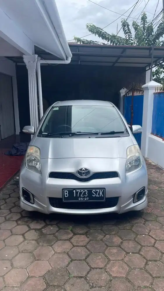 YARIS E AT 2012 DP 10 JT