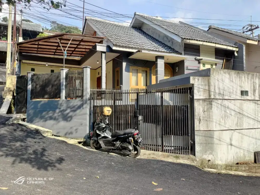 JUAL RUMAH SIAP HUNI MINIMALIS DI JATIHANDAP CICAHEUM BANDUNG