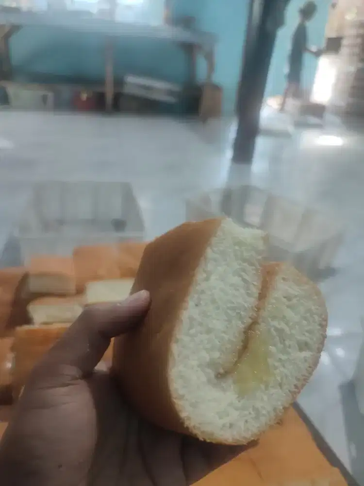 Roti legit makyus 50pcs/kranjang rasanya bikin nagih