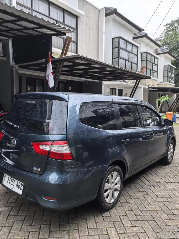Nissan Livina 2013 Bensin