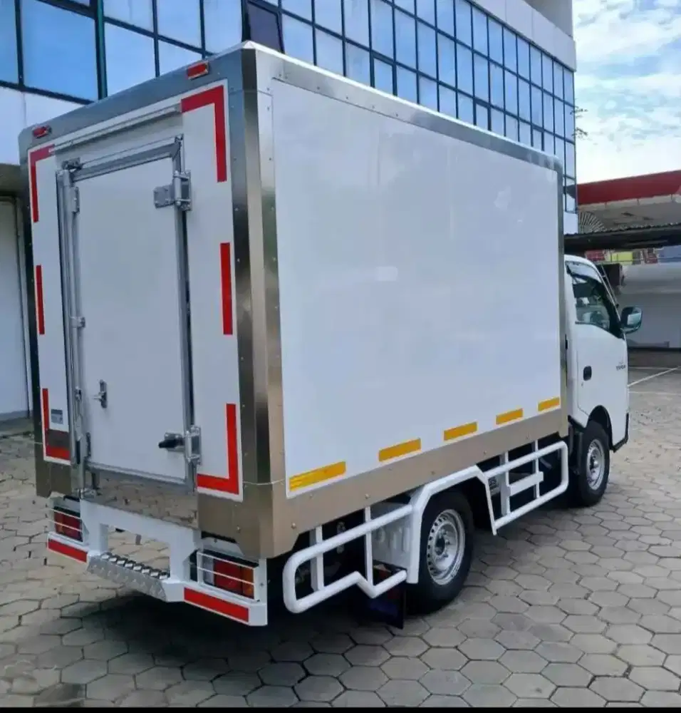 Isuzu traga box pendingin