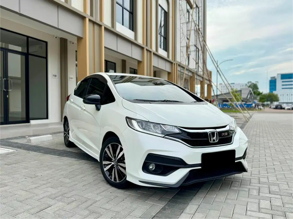 (KM 20 RIBU) Honda Jazz RS CVT Putih 2019 ANTIK KM LOW! SANGAT TERAWAT