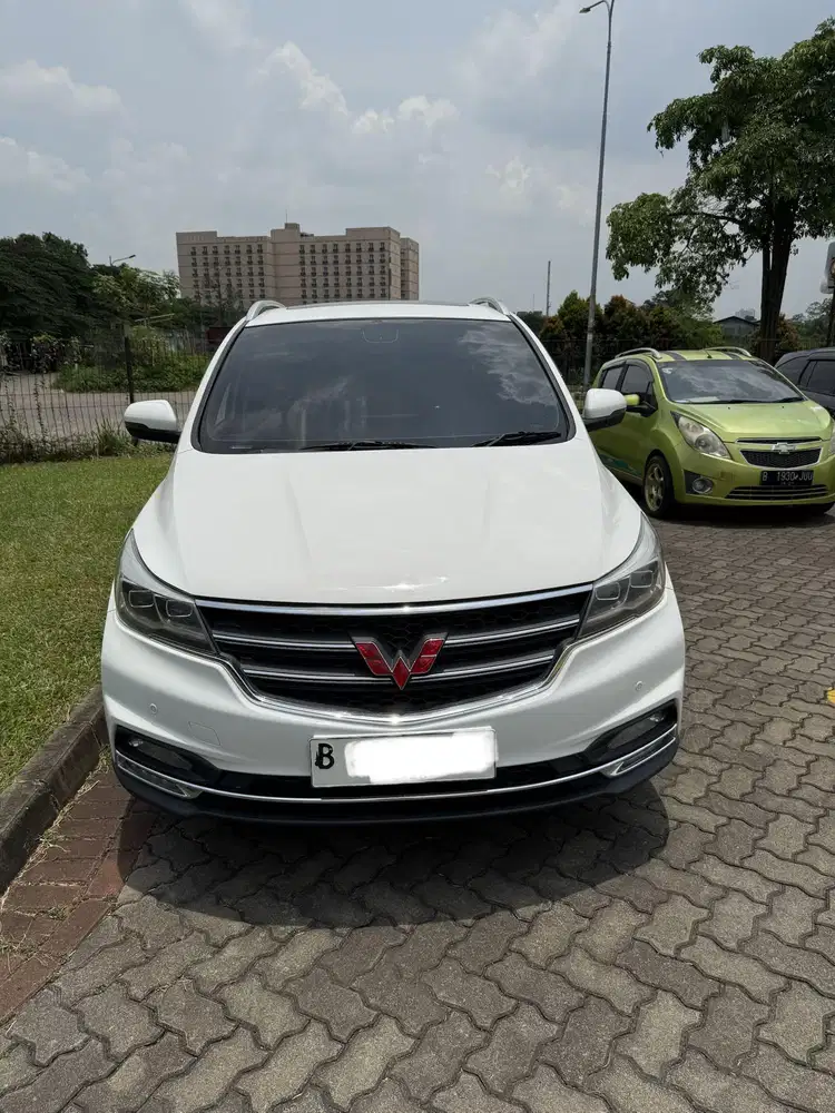 Wuling Cortez L Lux Plus 2018 AMT Matic