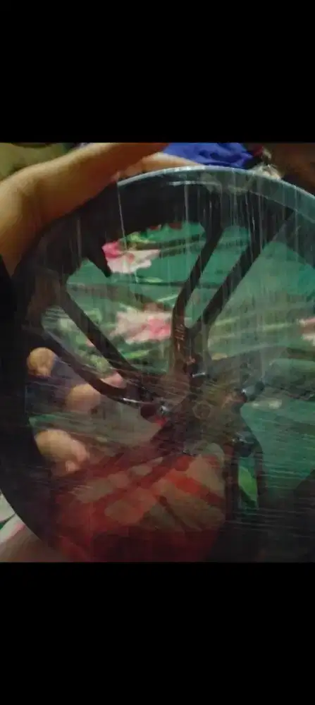 Velg depan motor vario