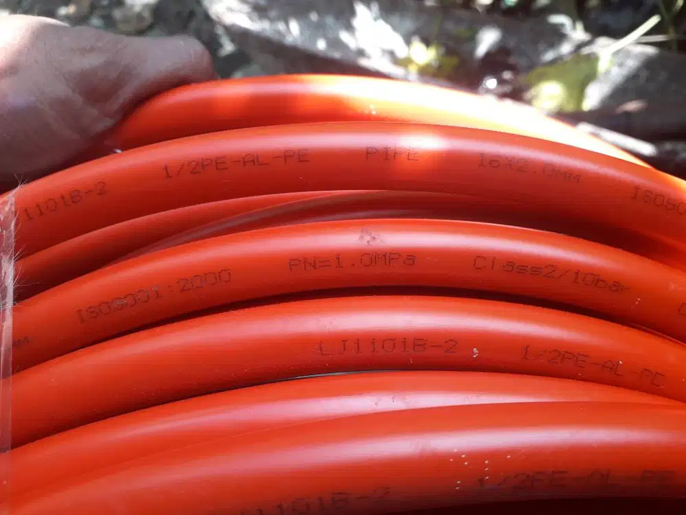 JUAL BORONG PIPA/SELANG HITTER WATER Uk.1/2 51 m.