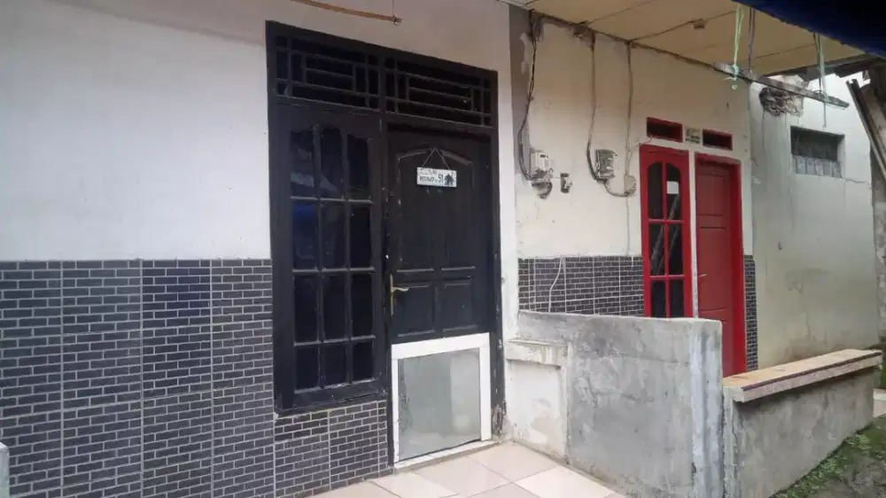 Rumah kontrakan di jual di Ciledug