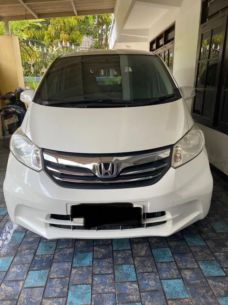 Honda Freed 2013 Bensin