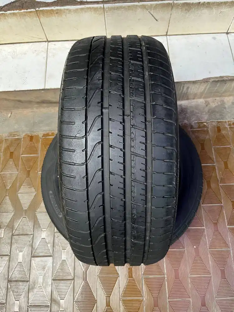 Ban Pirelli P Zero RFT 255 40 r19 1Pcs