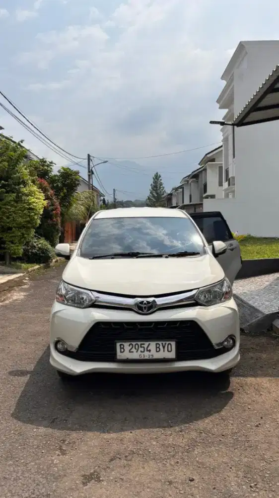 Toyota avanza veloz