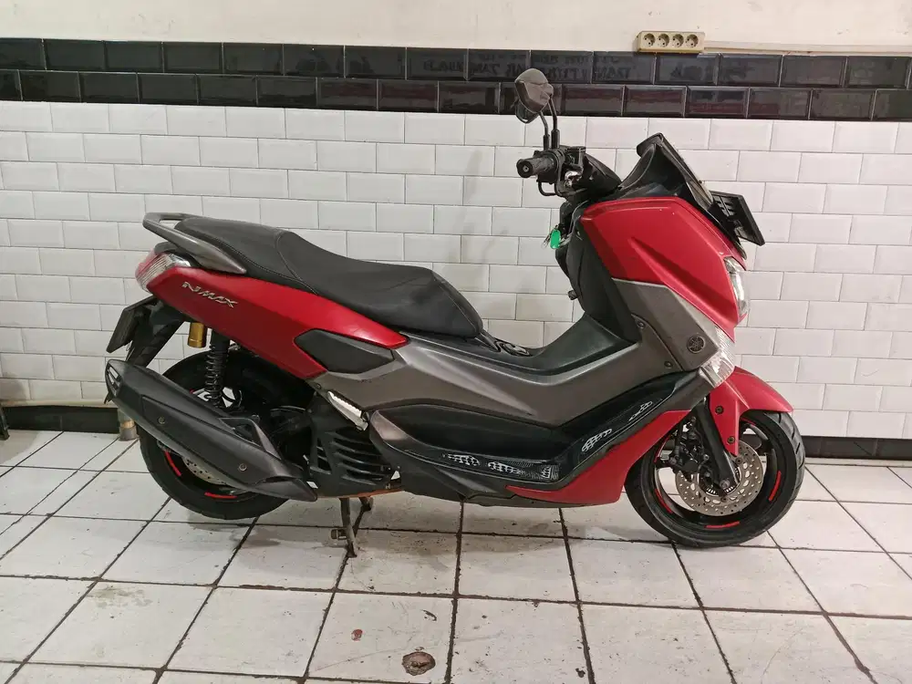 Nmax old non abs 2019 bagus siap gas