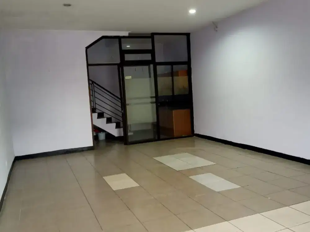 Ruko 3 Lantai Siap Pakai di Taman Kopo Katapang Bandung