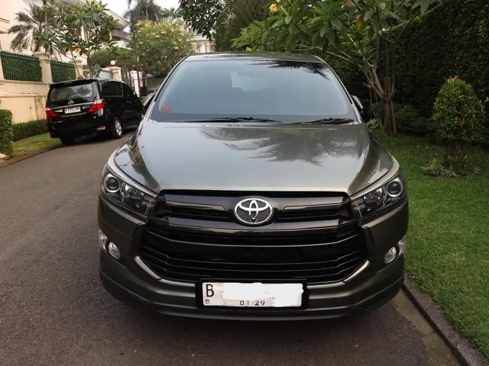 2018 Toyota Innova 2.4 Venturer