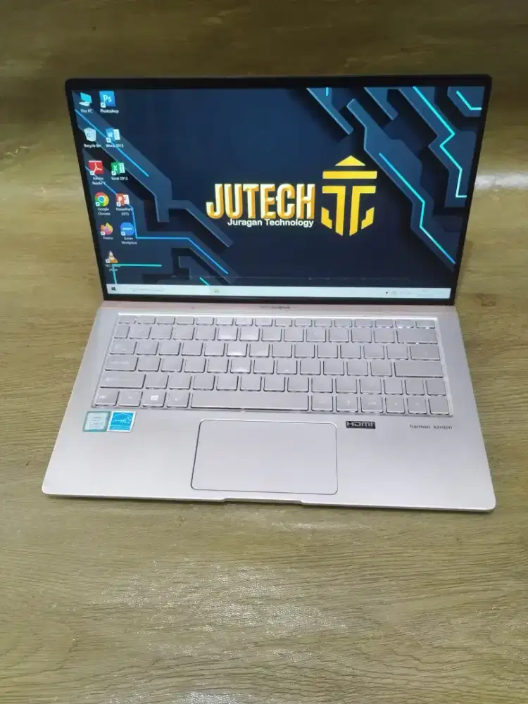 Laptop Asus ZenBook Slim Core i5 Gen 8 Ram 8GB, Siap pakai