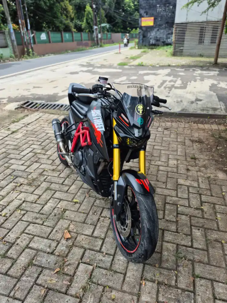 Dijual Yamaha xabre tahun 2016 surat lengkap