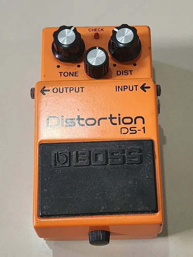 Boss Distortion DS-1 Efek gitar pedal