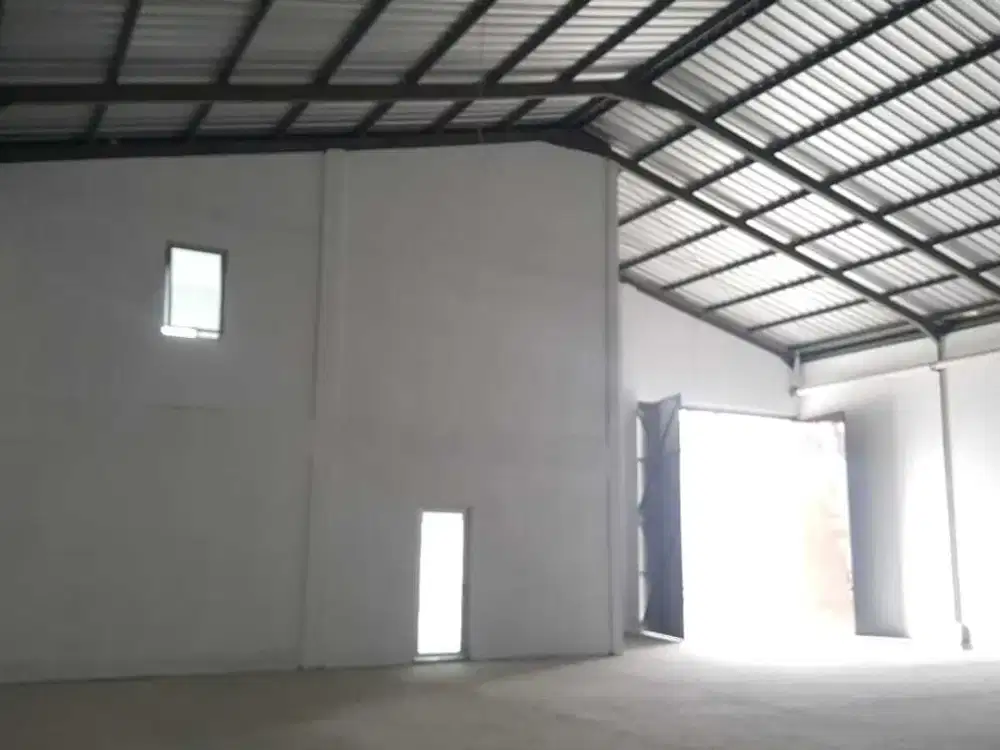 DIjual Gudang Plus Kantor di Jatake Akses Container 40 Feet