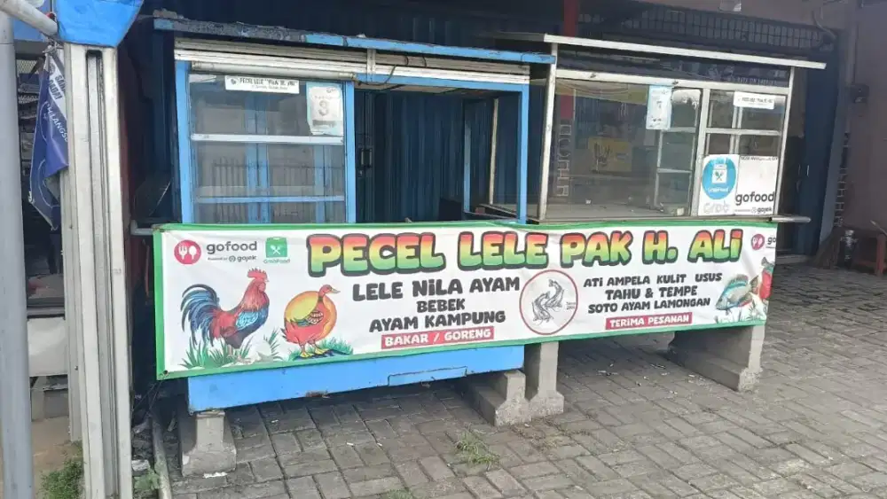Etalase pecel lele