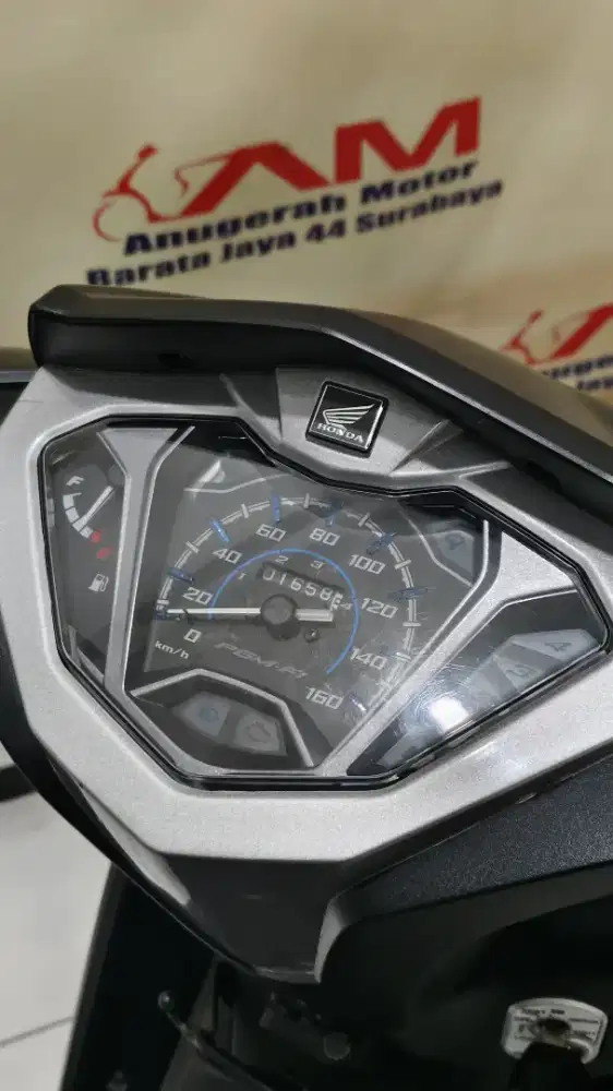 Like new Km 1 Ribu New Supra x 125 fi tahun 2025 Hitam doff