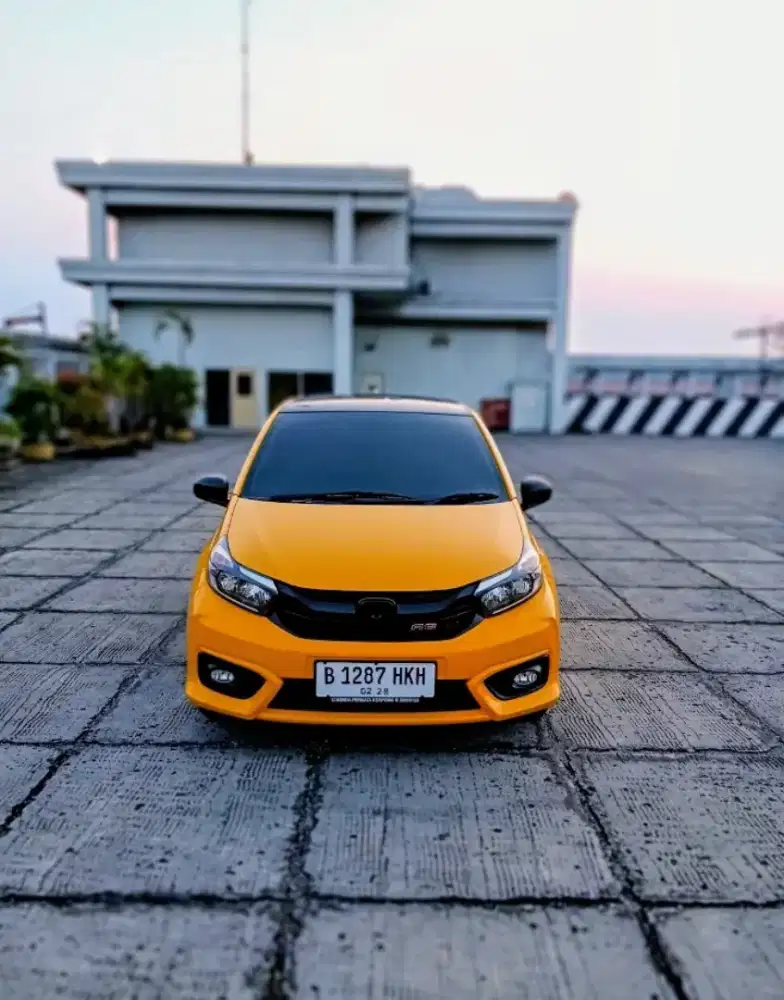 Honda Brio E CVT 2023 Bensin