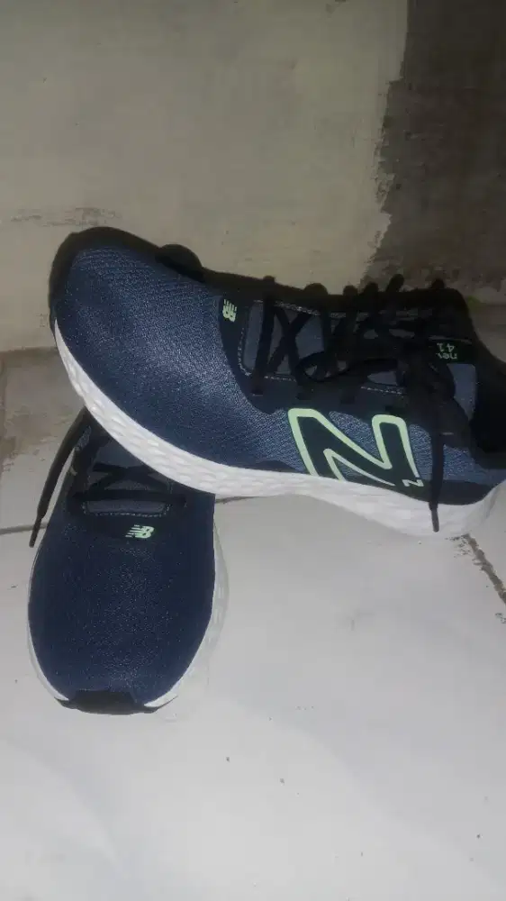 Sepatu Running Pria New Belance 411 Uk 45