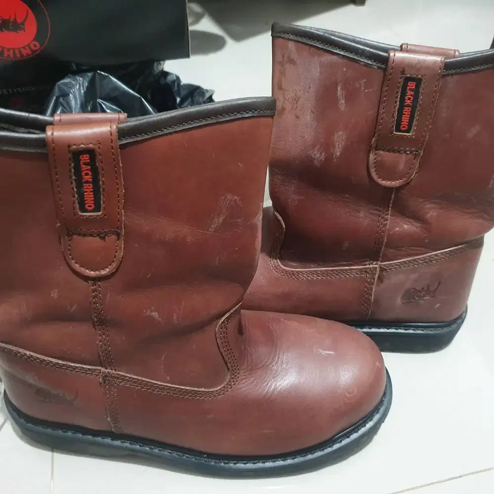 Safety Shoes BlackRhino BRE 0801 size 42