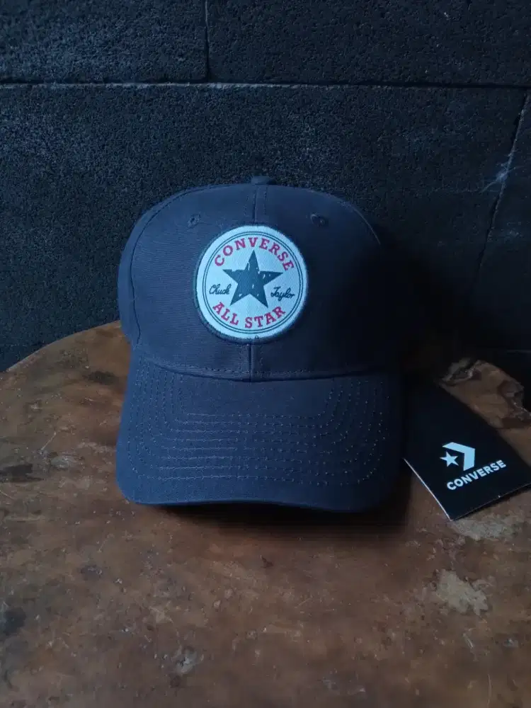 Topi Converse Chuck Taylor Navy