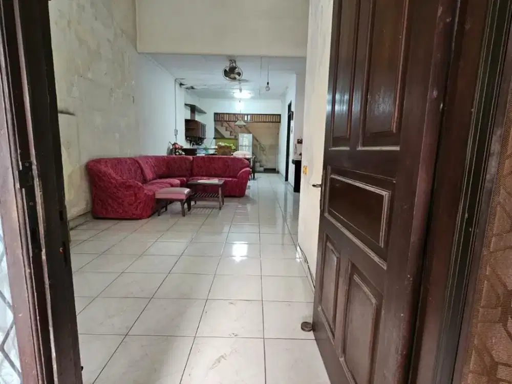 BEBAS BANJIR ..Rumah di Taman Semanan Indah