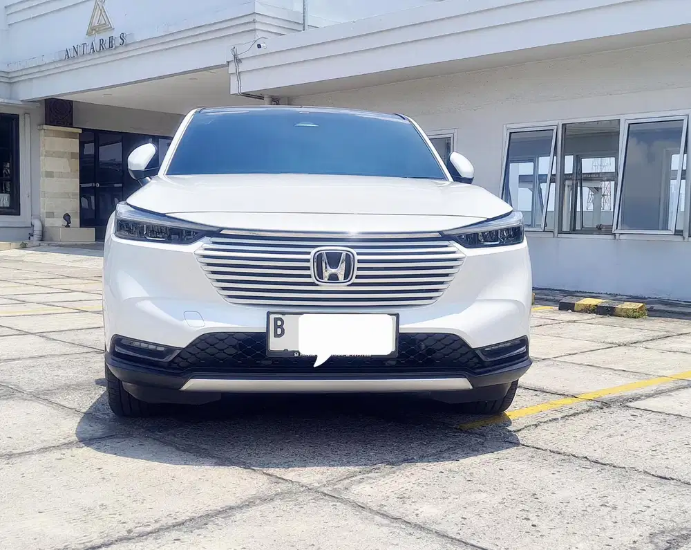 Honda HRV SE 1.5 Sensing Panoramic AT  tahun 2024