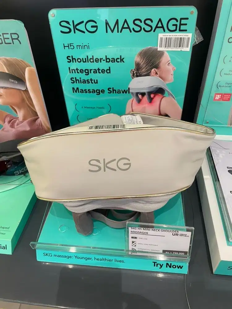 SKG H5 Mini Neck-Shoulder Massager