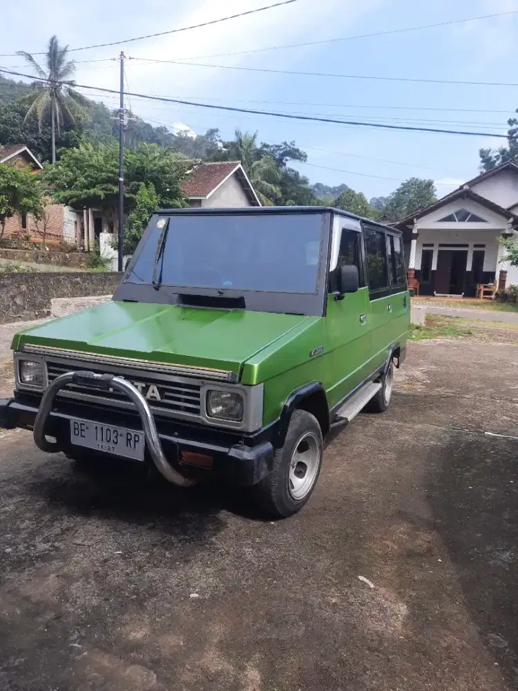 Kijang Kotak KF 1985