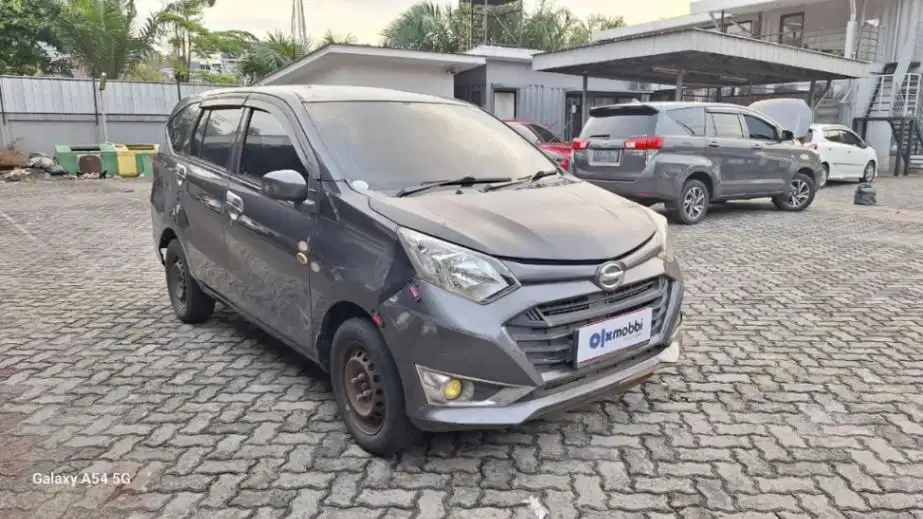 DP RENDAH Daihatsu Sigra 1.2 X Bensin-MT 2018 FNF B