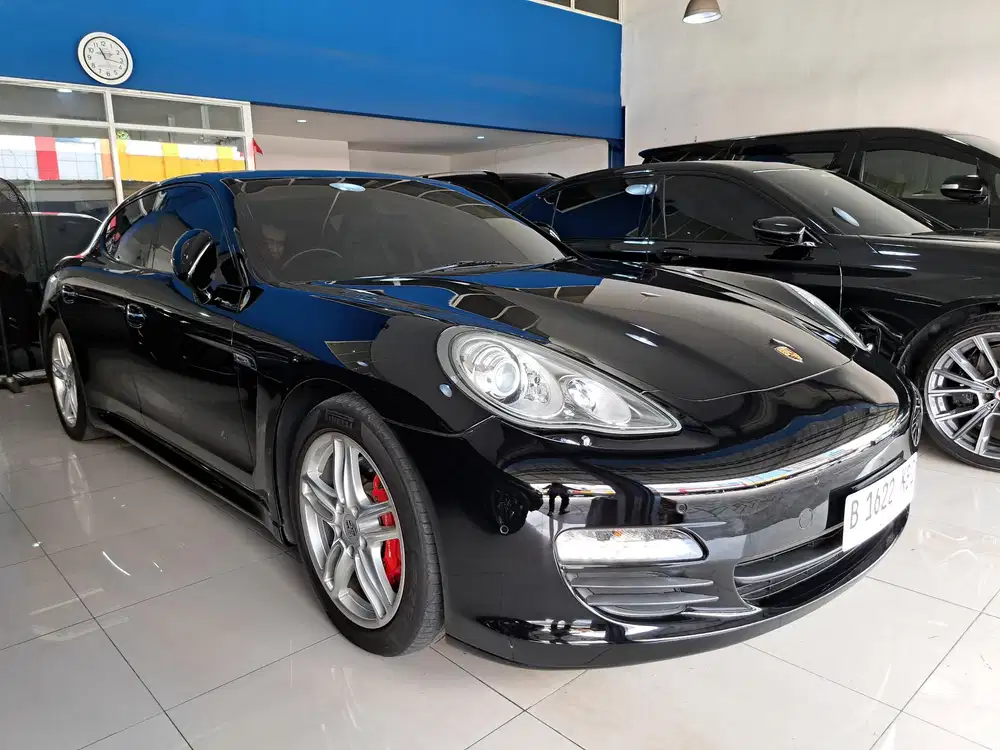 PORSCHE PANAMERA 3.6L NIK 2012