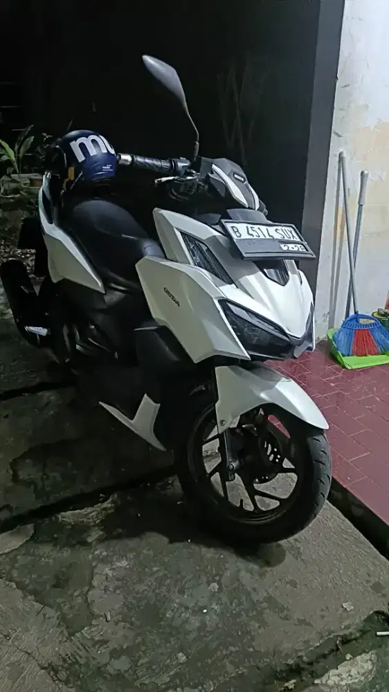 Dijual Honda Vario 160 kondisi bagus