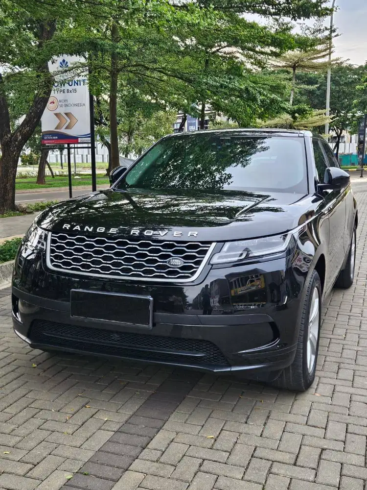 [Kondisi Terbaik!!] Range Rover Velar P250 NIK 2018!! Low odo, Hitam
